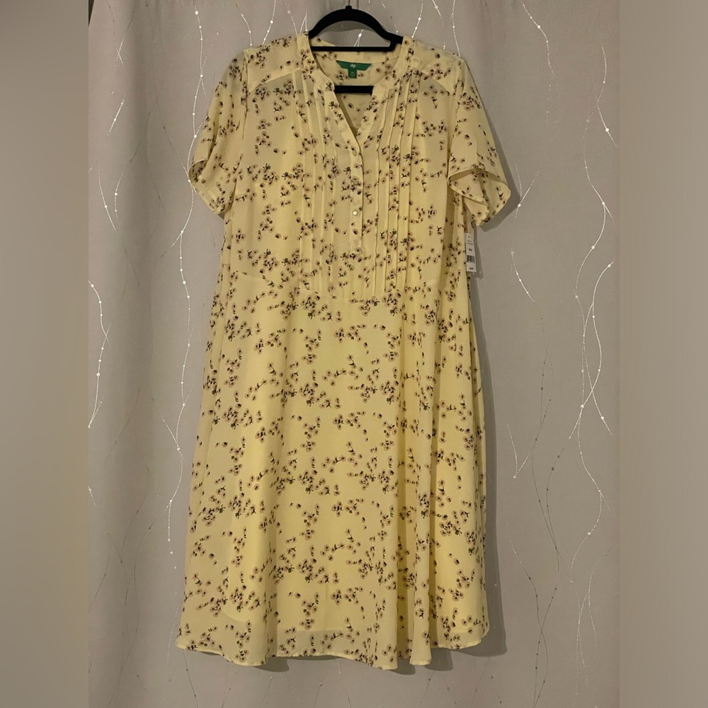 Beautiful yellow floral sun dress by dip size 18w